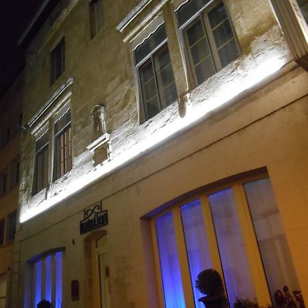 Hotel De Montaulbain ヴェルダン・シュル・ムーズ エクステリア 写真